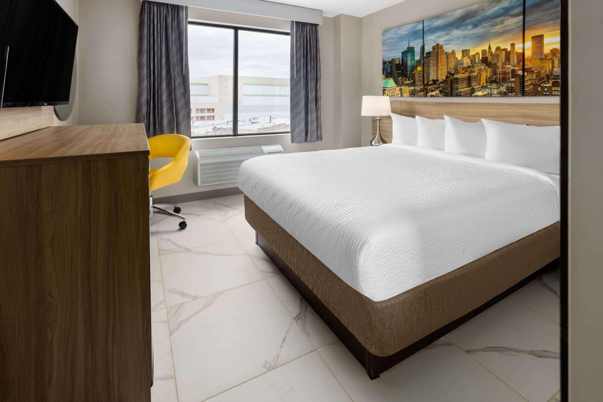 Days Inn By Wyndham Staten Island New York City Exterior photo